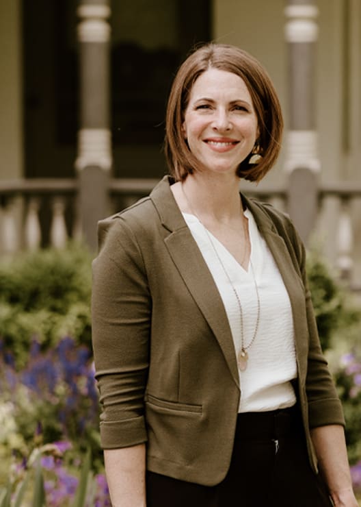 Elizabeth Scholes Elizabeth Scholes